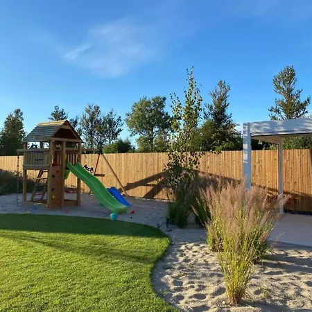 Spacious, 2-level Grzybowo (West Pomeranian)